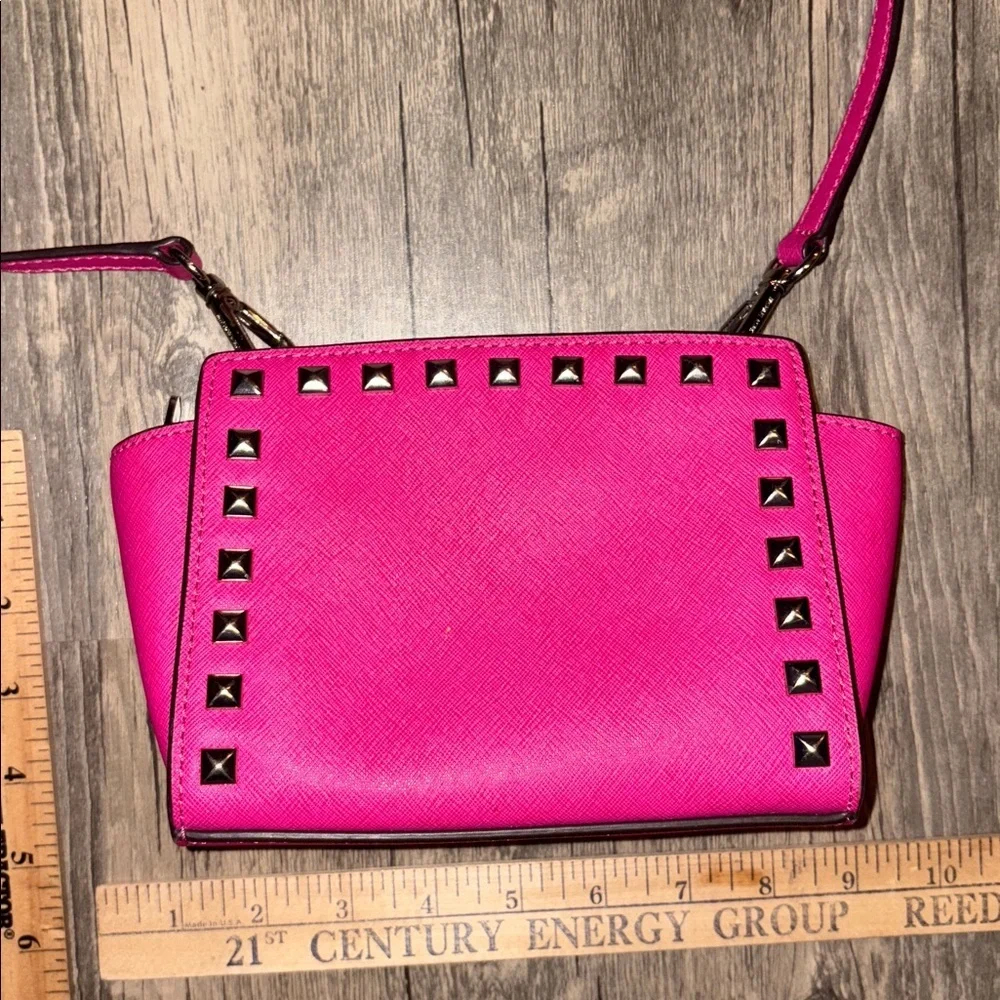 Michael Kors Fuchsia Leather Small Selma Crossbody Bag NWOT - Picture 5 of 8